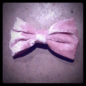 Rose gold bow